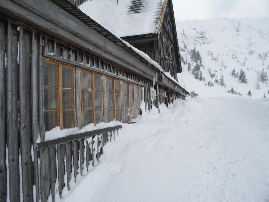 Schronisko Pttk Samotnia Hostel Karpacz